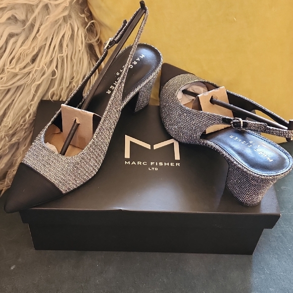 Marc Fisher Women's Black and Silver Slingback Heels - Picture 1 of 7